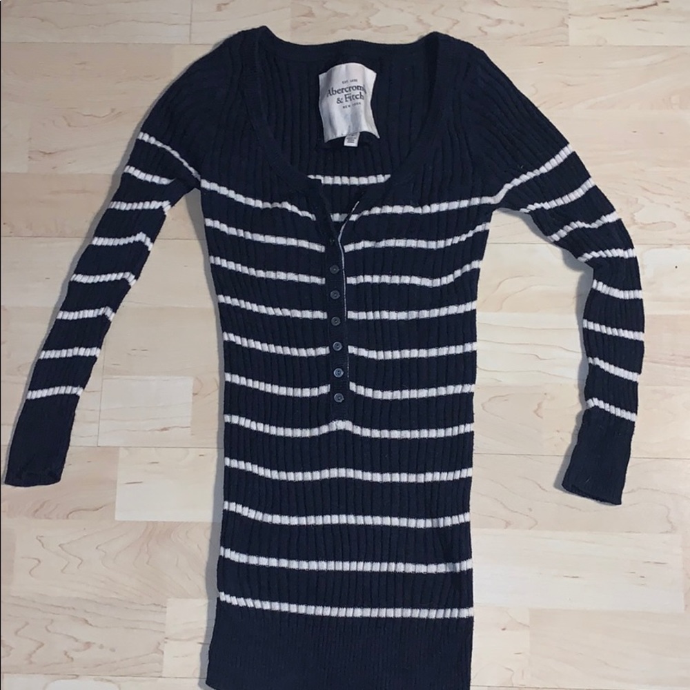 ABERCROMBIE & FITCH SWEATER SHIRT